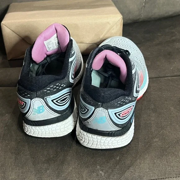 New Balance Women's Running Shoes 880v7 Cushioning Lace Up Size 7 Gray Pink Teal - Picture 6 of 6